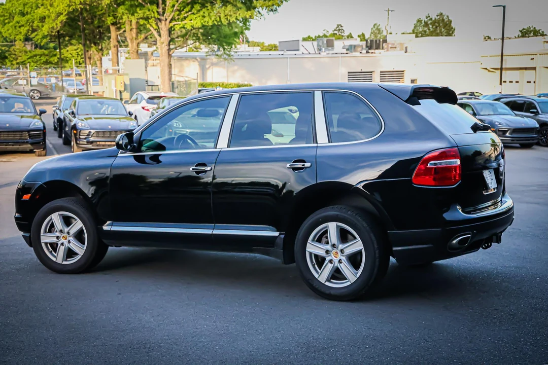 2009 Porsche 955/957 Cayenne - Image 16 of 31