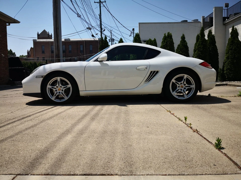 2009 Porsche 987 Cayman - Image 17 of 31