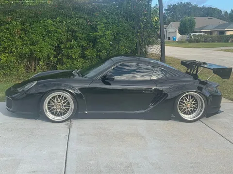 2009 Porsche Cayman · GT4 Coupe 2D