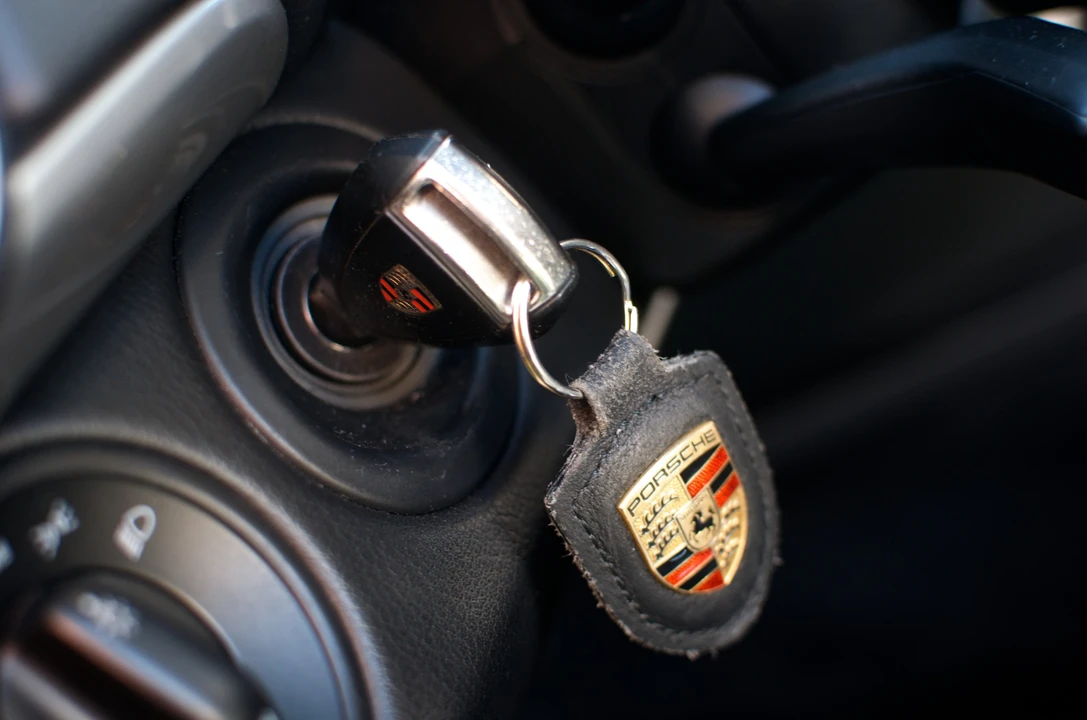 2009 Porsche 987 Cayman S - Image 23 of 31