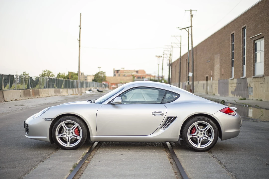 2009 Porsche 987 Cayman S - Image 17 of 31