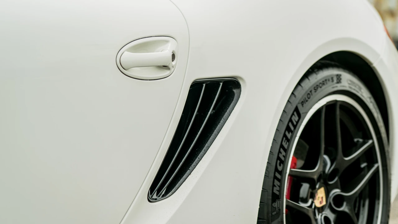 2009 Porsche 987 Cayman S - Image 27 of 31