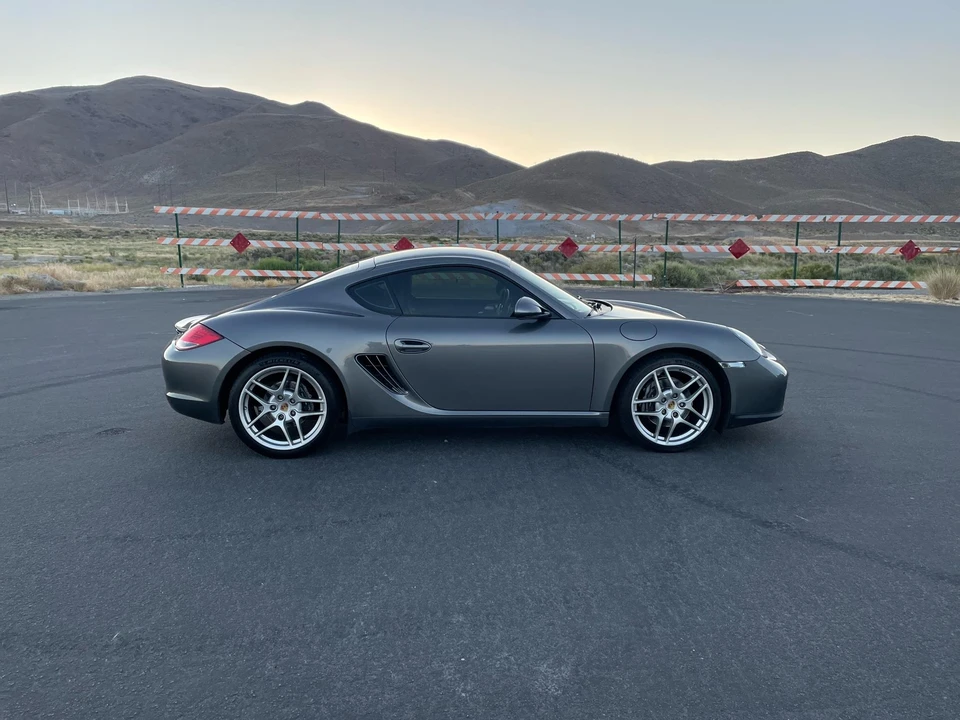 2009 Porsche 987 Cayman - Image 24 of 31
