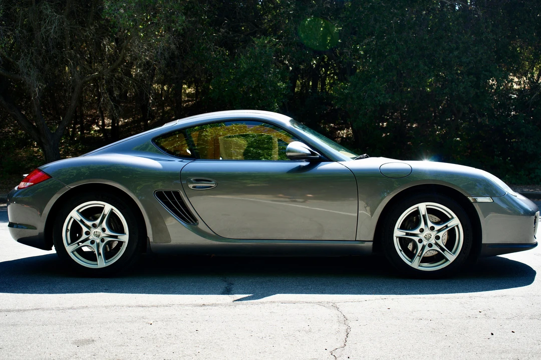 2009 Porsche 987 Cayman - Image 8 of 31