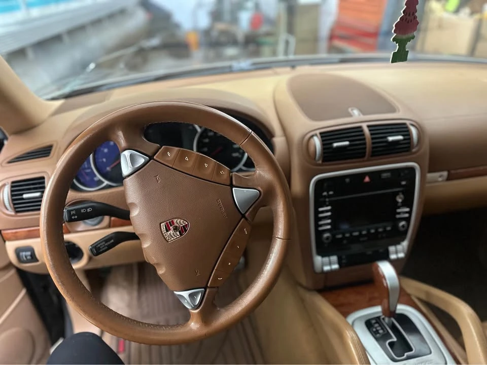 2009 Porsche Cayenne - Image 15 of 20
