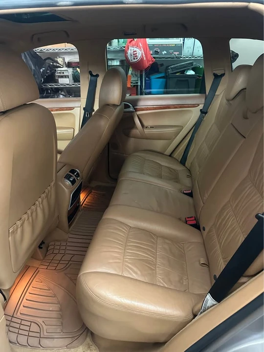 2009 Porsche Cayenne - Image 18 of 20