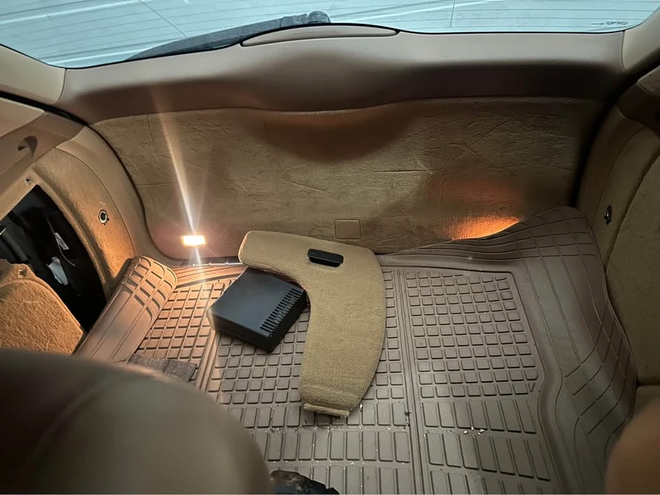 2009 Porsche Cayenne - Image 13 of 20