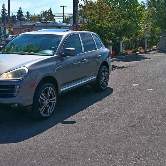 2009 Porsche Cayenne - Image 1 of 1