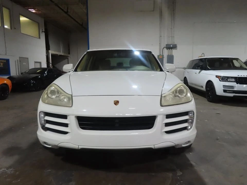 2009 Porsche 955/957 Cayenne - Image 2 of 20