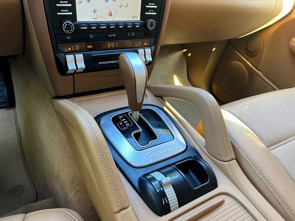 2009 Porsche 955/957 Cayenne - Image 13 of 17