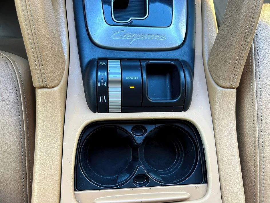2009 Porsche 955/957 Cayenne - Image 14 of 17