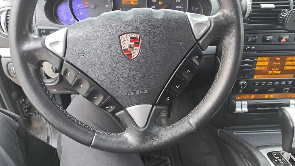 2009 Porsche 955/957 Cayenne - Image 12 of 18