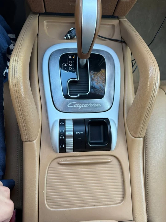 2009 Porsche 955/957 Cayenne - Image 15 of 18