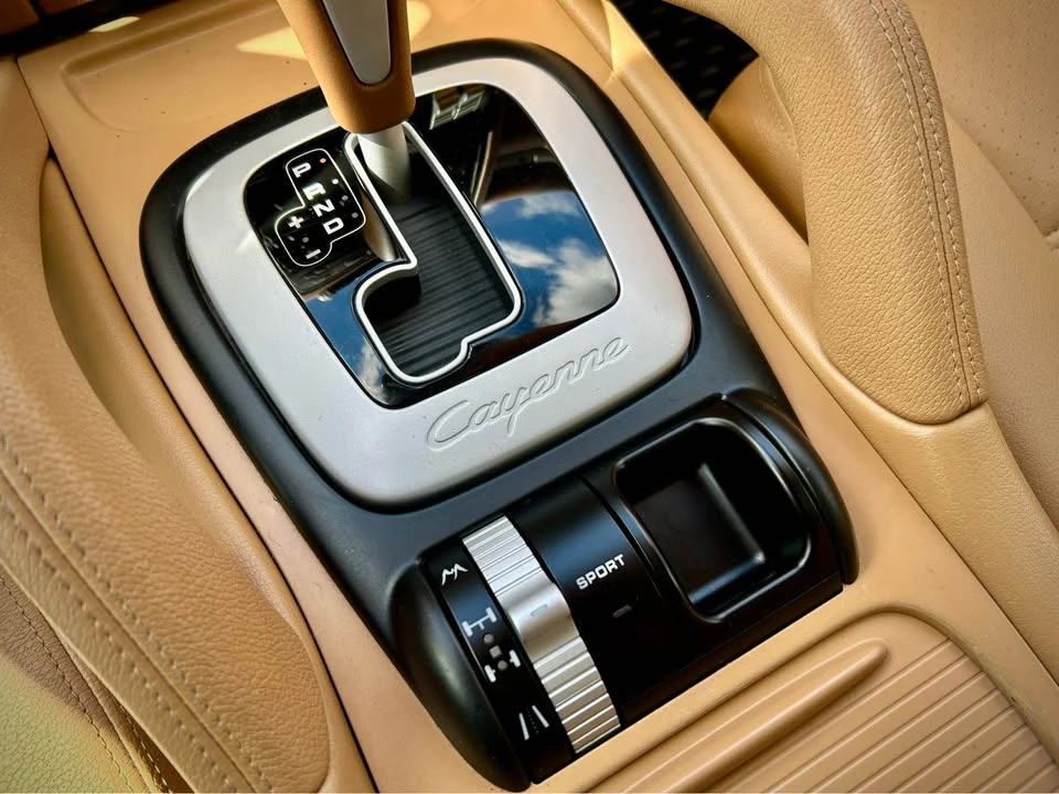 2009 Porsche 955/957 Cayenne - Image 16 of 20
