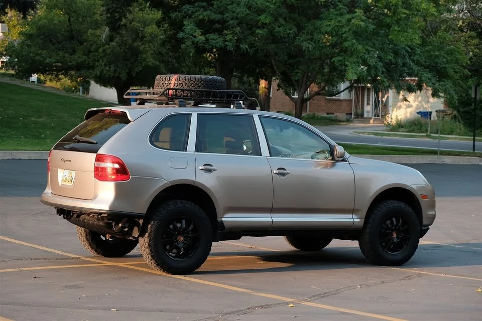 2009 Porsche 955/957 Cayenne - Image 2 of 18