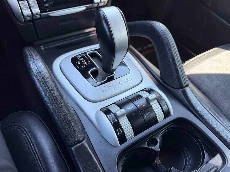 2009 Porsche 955/957 Cayenne GTS - Image 12 of 20