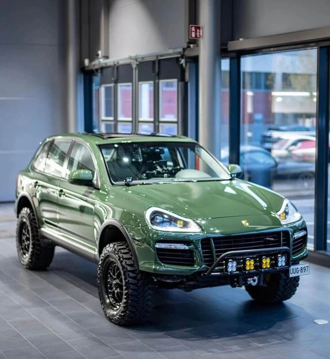 2009 Porsche 955/957 Cayenne GTS - Image 14 of 14