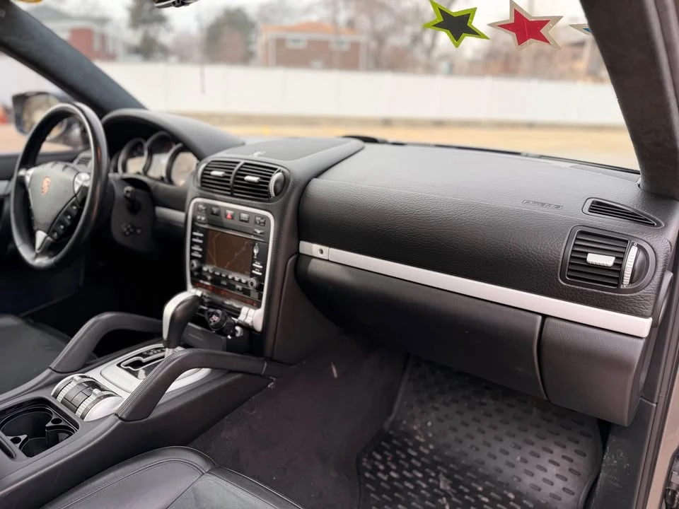 2009 Porsche 955/957 Cayenne GTS - Image 10 of 15