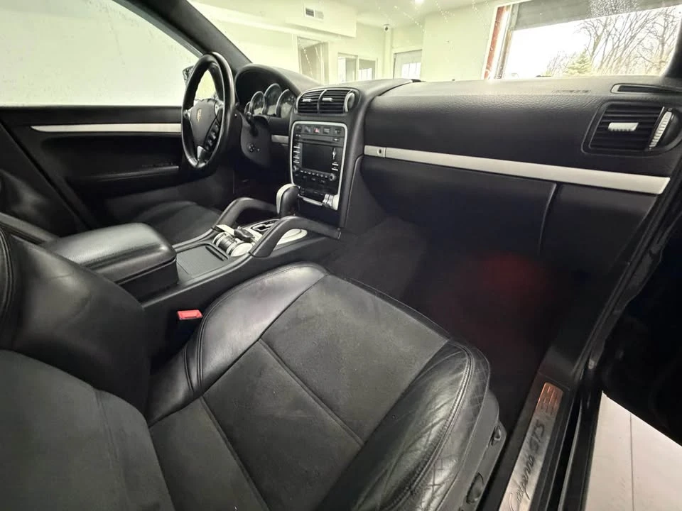 2009 Porsche 955/957 Cayenne GTS - Image 11 of 20
