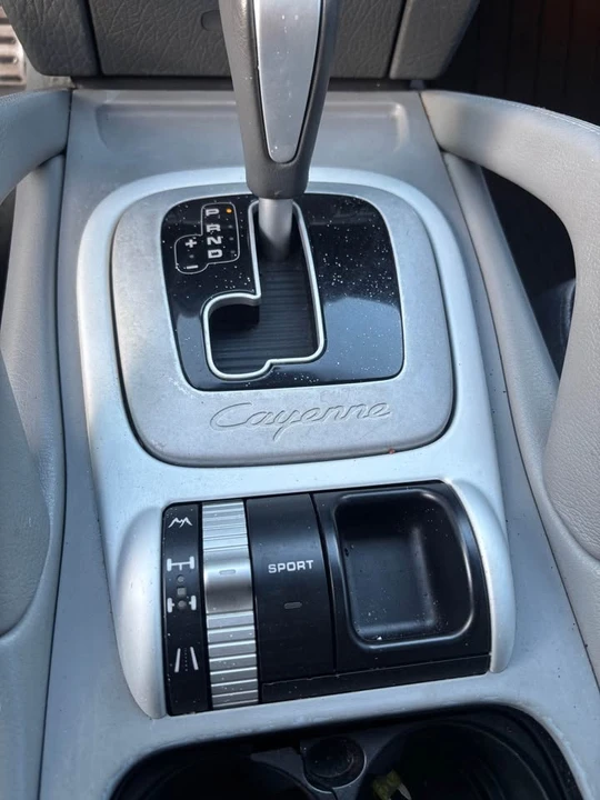 2009 Porsche 955/957 Cayenne S - Image 13 of 15