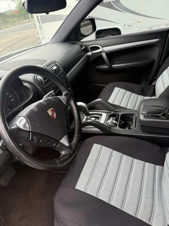 2009 Porsche 955/957 Cayenne S - Image 6 of 14