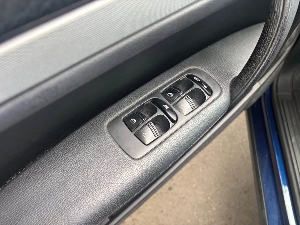 2009 Porsche 955/957 Cayenne S - Image 8 of 12