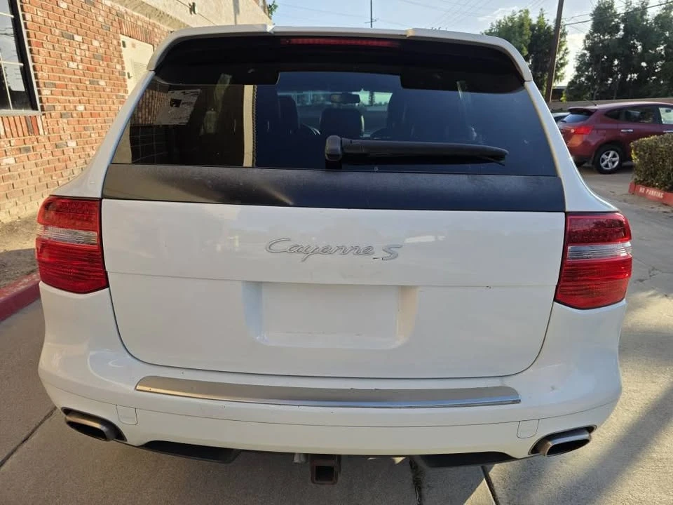 2009 Porsche 955/957 Cayenne S - Image 18 of 19