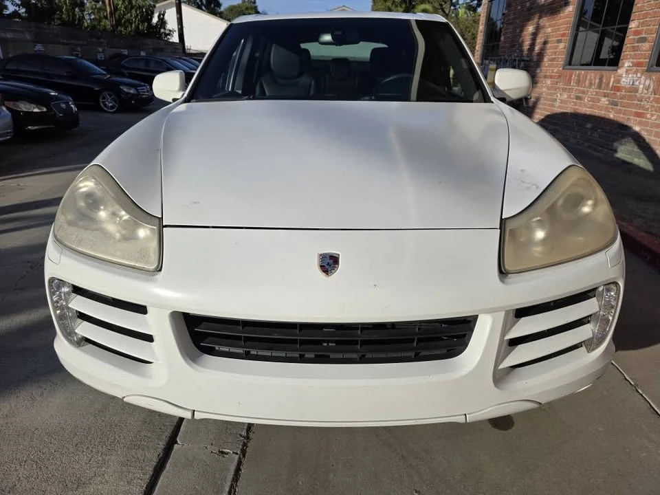 2009 Porsche 955/957 Cayenne S - Image 2 of 19