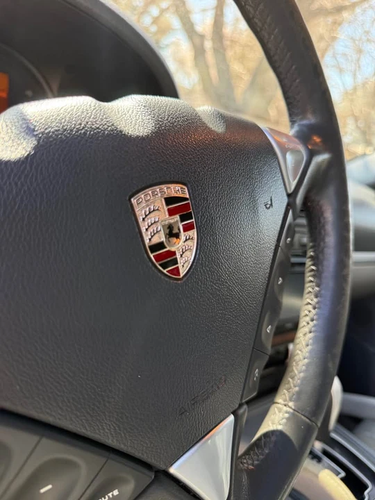 2009 Porsche 955/957 Cayenne S - Image 16 of 19
