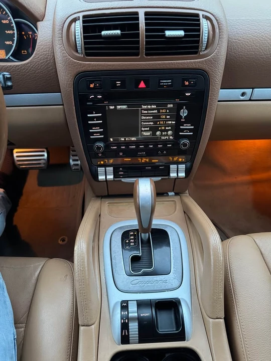 2009 Porsche 955/957 Cayenne S - Image 12 of 12