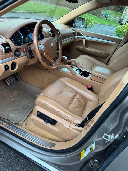 2009 Porsche 955/957 Cayenne S - Image 10 of 12