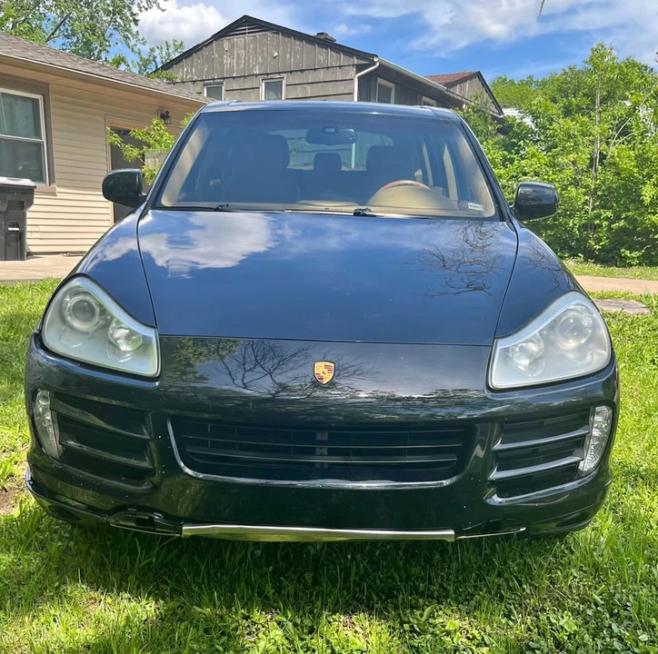 2009 Porsche 955/957 Cayenne S - Image 2 of 11