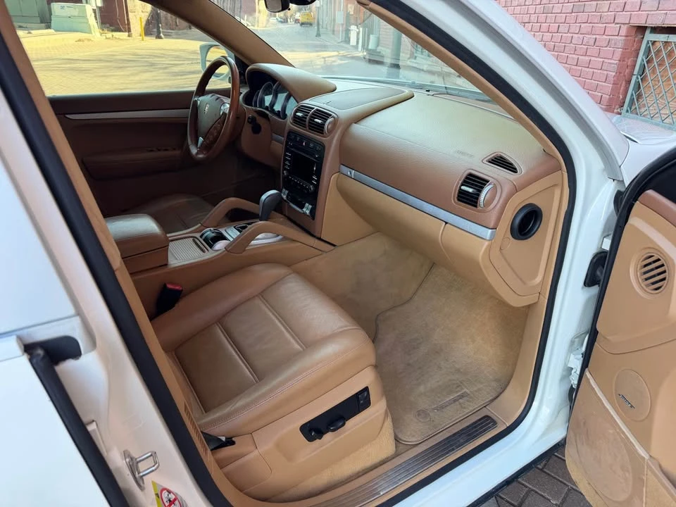 2009 Porsche 955/957 Cayenne S - Image 11 of 20