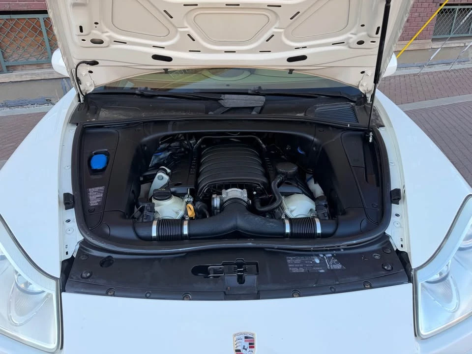 2009 Porsche 955/957 Cayenne S - Image 16 of 20