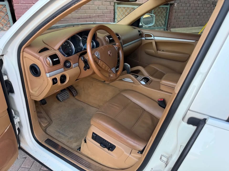 2009 Porsche 955/957 Cayenne S - Image 8 of 20