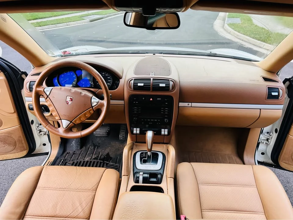 2009 Porsche 955/957 Cayenne - Image 11 of 12