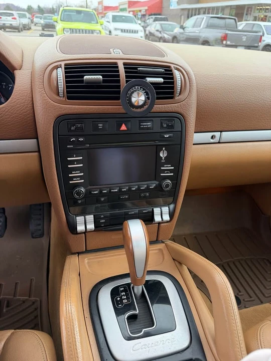2009 Porsche 955/957 Cayenne - Image 10 of 16
