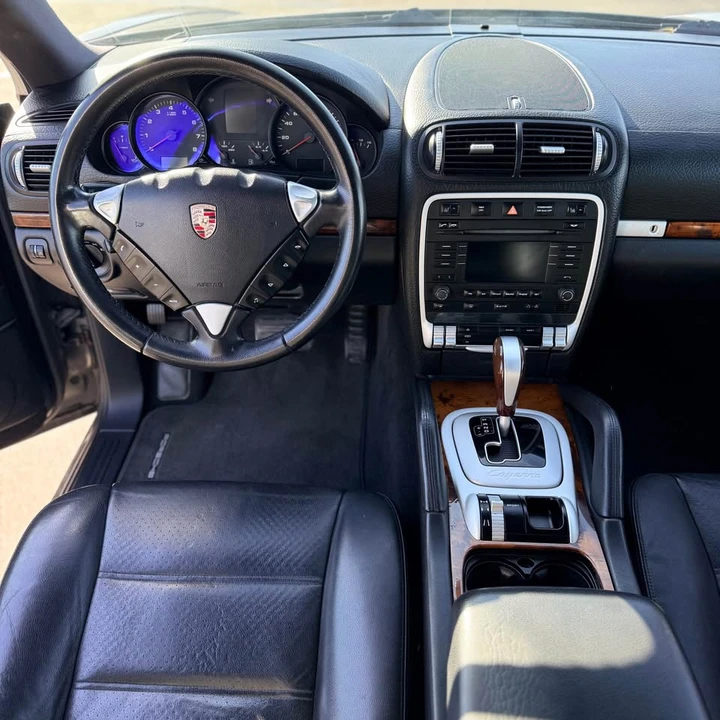 2009 Porsche 955/957 Cayenne - Image 8 of 17