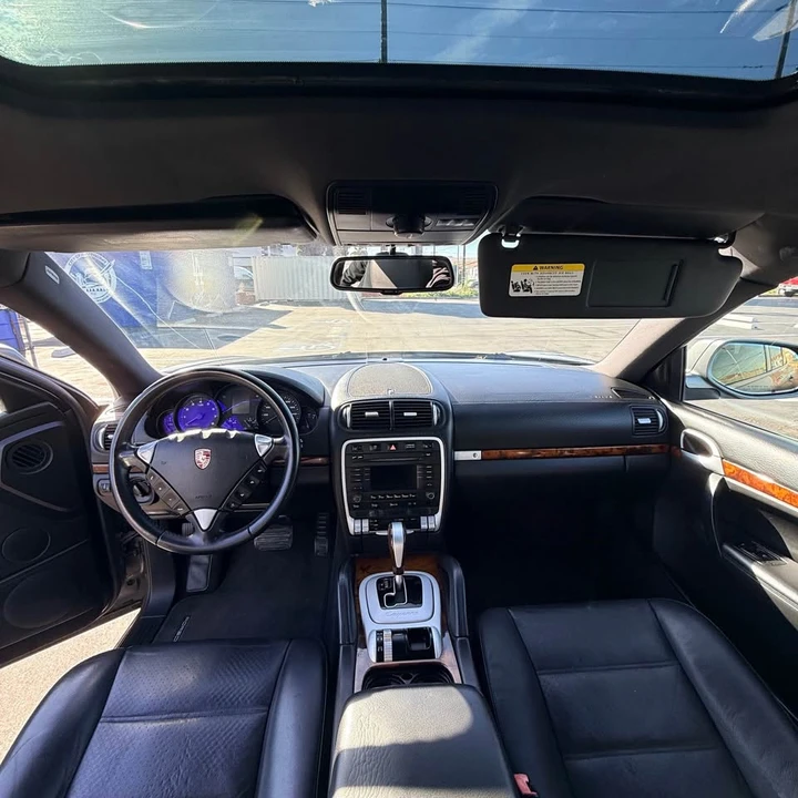 2009 Porsche 955/957 Cayenne - Image 9 of 17