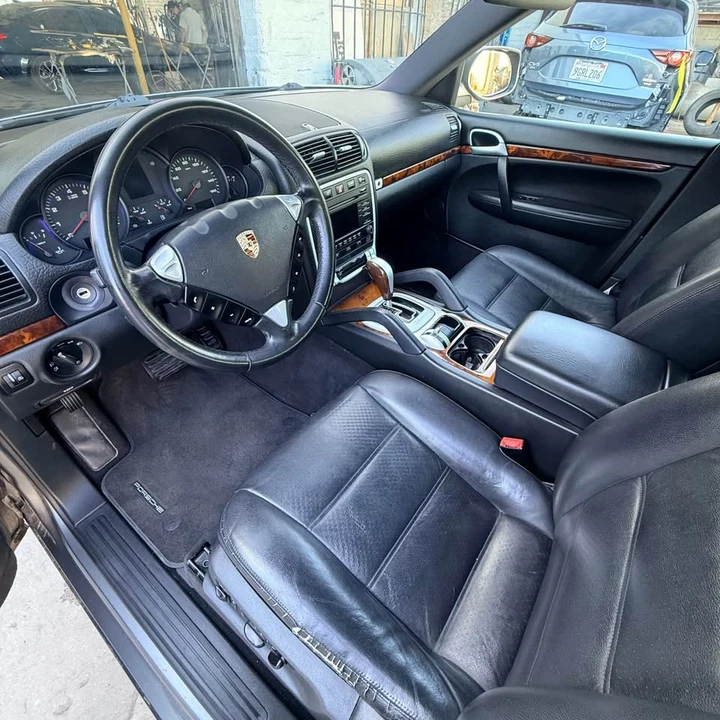 2009 Porsche 955/957 Cayenne - Image 13 of 17