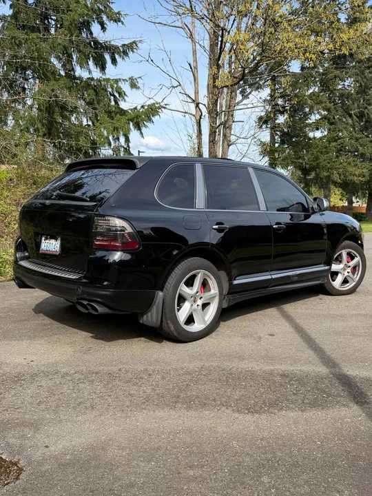 2009 Porsche 955/957 Cayenne - Image 2 of 10