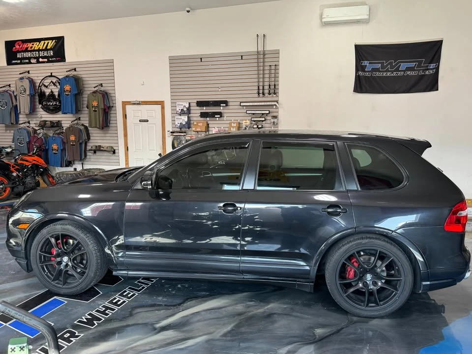 2009 Porsche 955/957 Cayenne GTS - Image 2 of 20