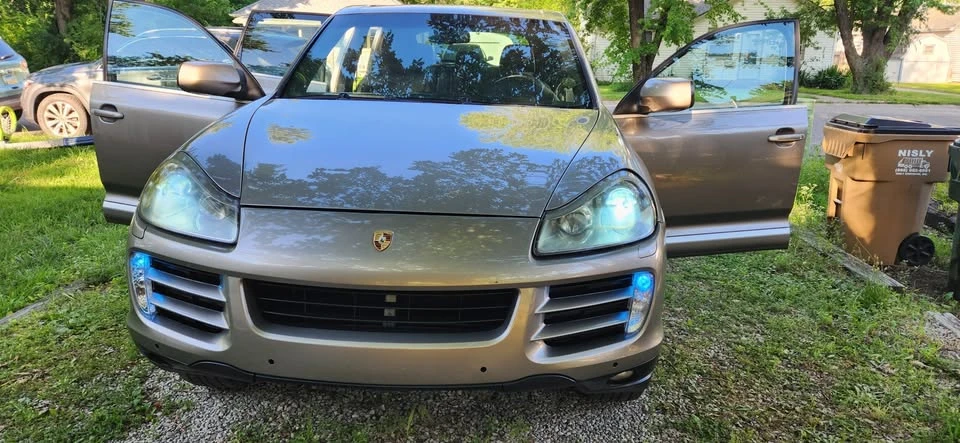 2009 Porsche 955/957 Cayenne S - Image 16 of 20