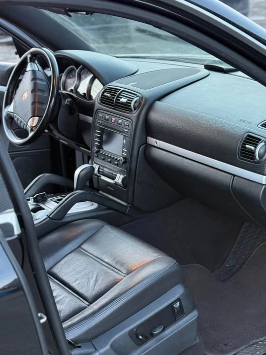 2009 Porsche 955/957 Cayenne S - Image 6 of 10