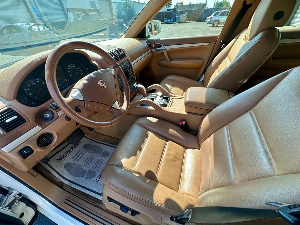 2009 Porsche 955/957 Cayenne - Image 2 of 4
