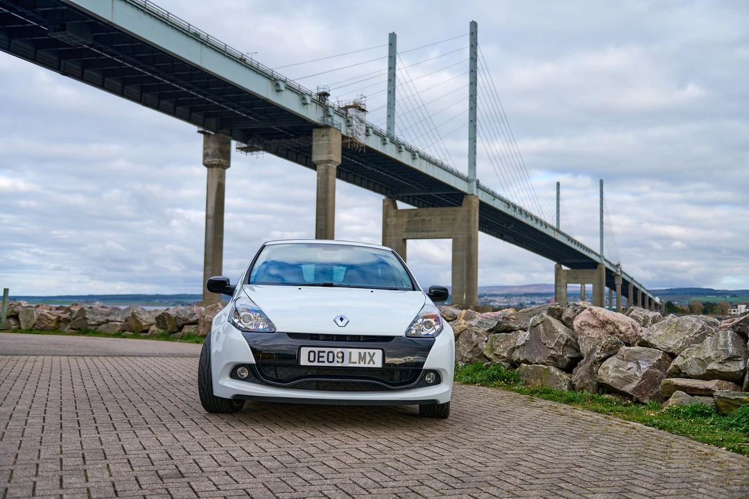 2009 Renault Clio 3rd Gen - Image 9 of 31