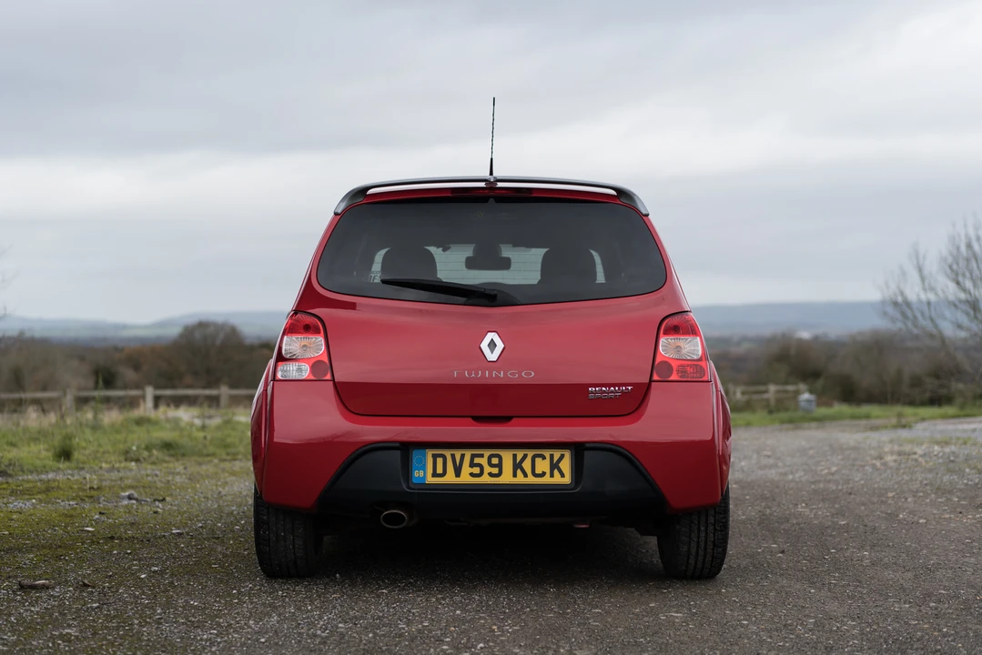 2009 Renault - Image 23 of 31