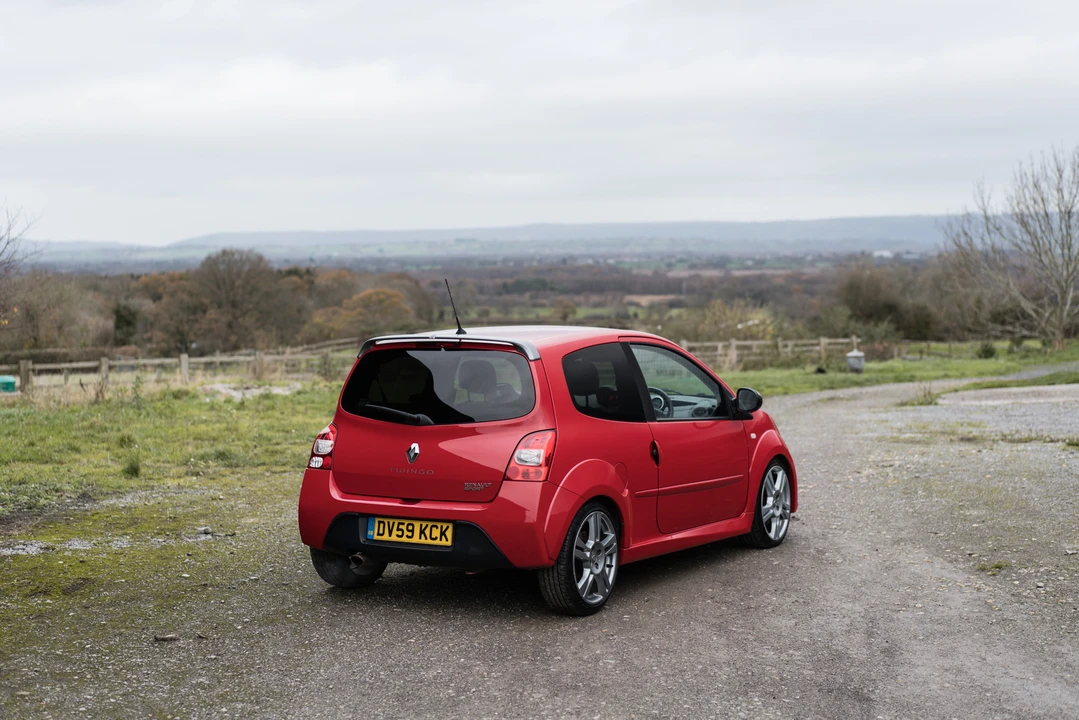 2009 Renault - Image 11 of 31