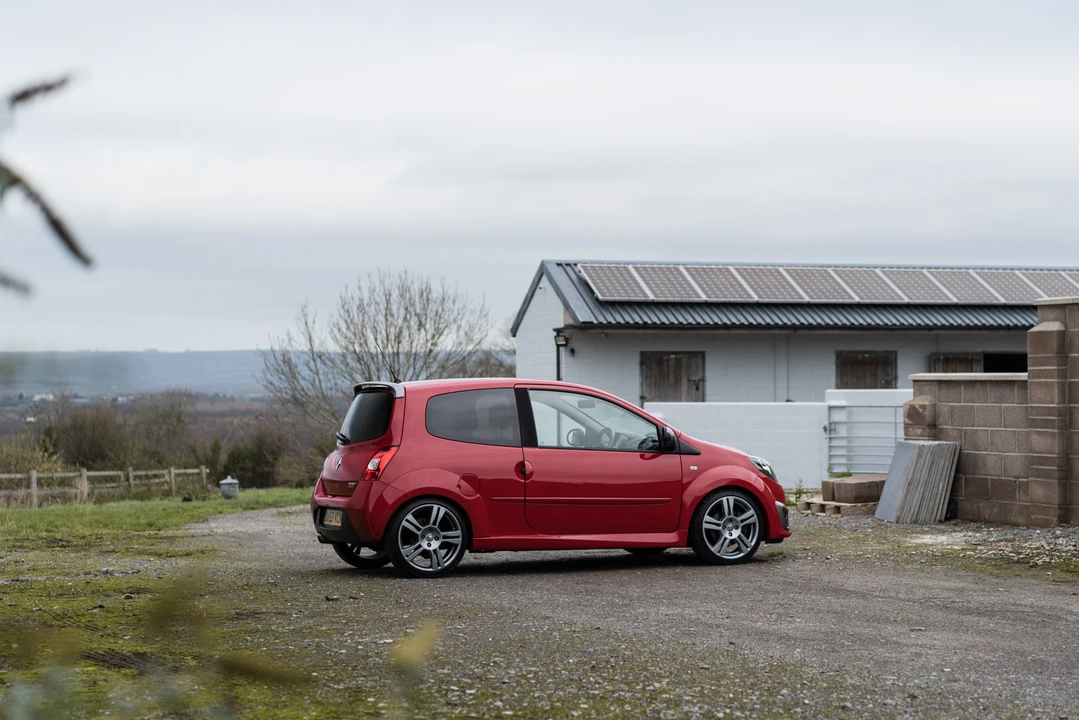 2009 Renault - Image 17 of 31