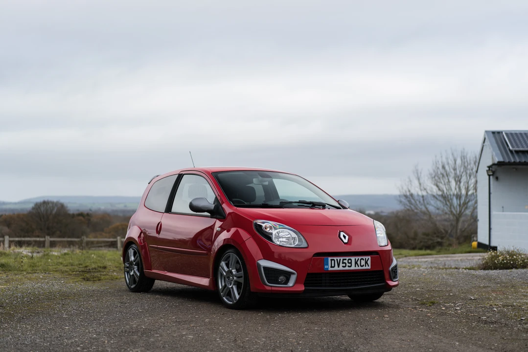 2009 Renault - Image 3 of 31